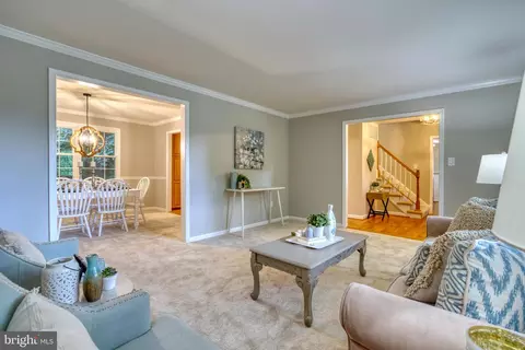 6710 Sydenstricker Rd, Springfield, VA 22152 photo 15
