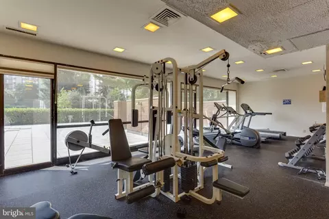 6800 Fleetwood Rd #815, Mclean, VA 22101 photo 25