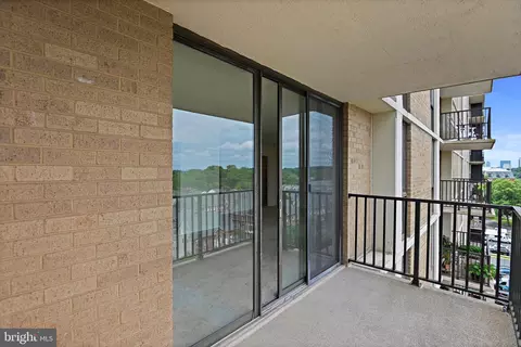 6800 Fleetwood Rd #815, Mclean, VA 22101 photo 6