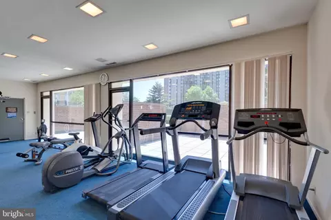 6800 Fleetwood Rd #815, Mclean, VA 22101 photo 24