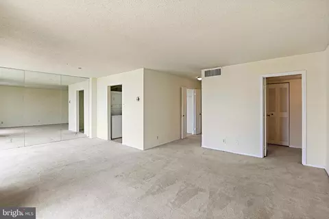 6800 Fleetwood Rd #815, Mclean, VA 22101 photo 7