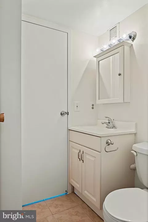 6800 Fleetwood Rd #815, Mclean, VA 22101 photo 18