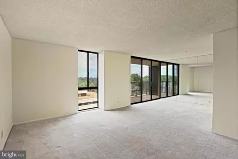 6800 Fleetwood Rd #815, Mclean, VA 22101 photo 3