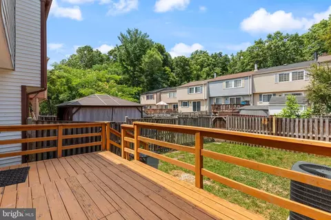 Exterior - 9008 Golden Leaf Ct, Springfield, VA 22153 photo 5 of 6