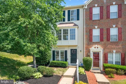6721 Stone Maple Ter, Centreville, VA 20121