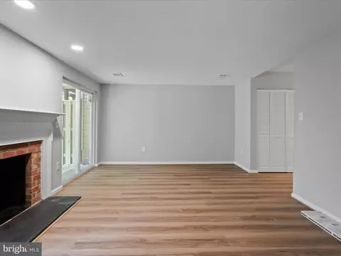 7823 Solomon Seal Dr, Springfield, VA 22152 photo 37