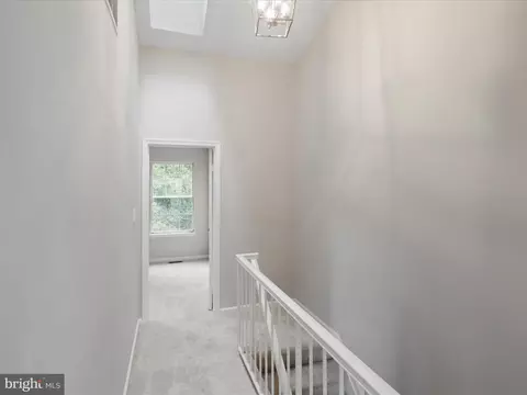 7823 Solomon Seal Dr, Springfield, VA 22152 photo 21