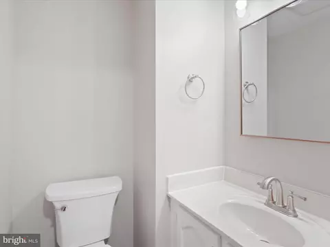 7823 Solomon Seal Dr, Springfield, VA 22152 photo 20