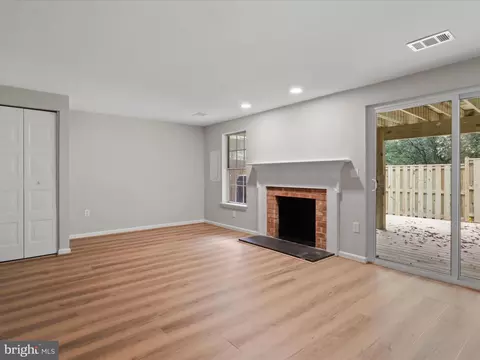 7823 Solomon Seal Dr, Springfield, VA 22152 photo 36
