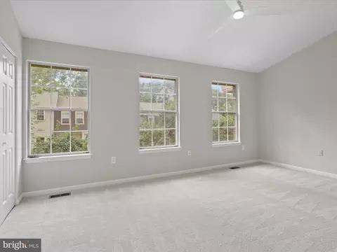 7823 Solomon Seal Dr, Springfield, VA 22152 photo 28
