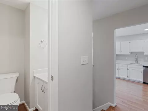 7823 Solomon Seal Dr, Springfield, VA 22152 photo 19