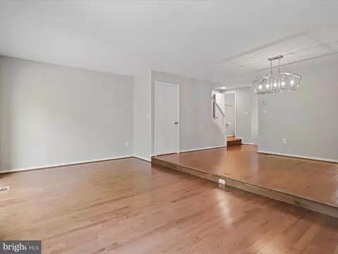 7823 Solomon Seal Dr, Springfield, VA 22152 photo 13