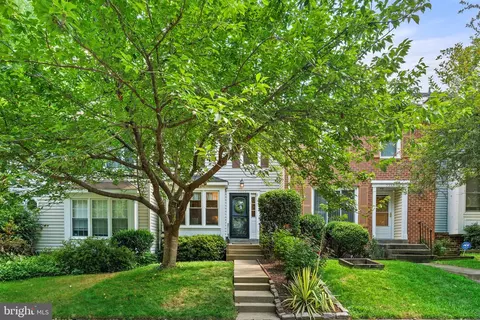 7253 Kousa Ln, Springfield, VA 22152 photo 2