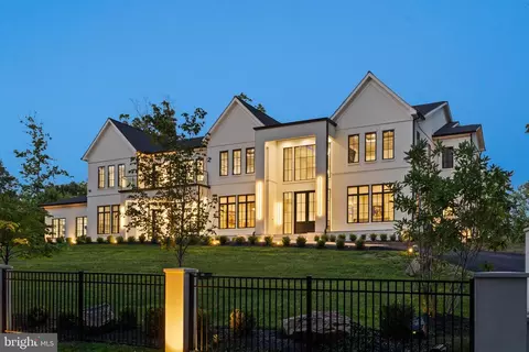 1249 Daleview Dr, Mclean, VA 22102