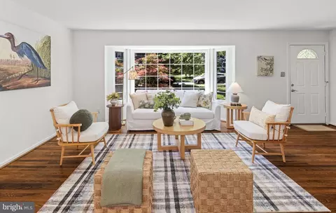 2600 Ryegate Ln, Alexandria, VA 22308