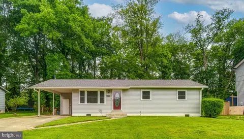 4405 Wyres St, Alexandria, VA 22309
