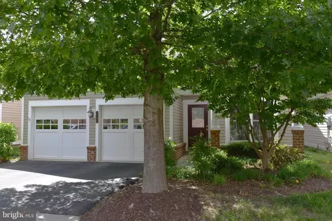 8922 Pink Carnation Ct, Lorton, VA 22079