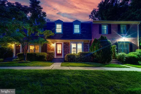 3721 Mount Airey Ln, Annandale, VA 22003