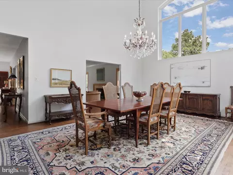 4135 N River St, Mclean, VA 22101 photo 11