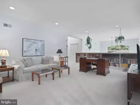 4135 N River St, Mclean, VA 22101 photo 26