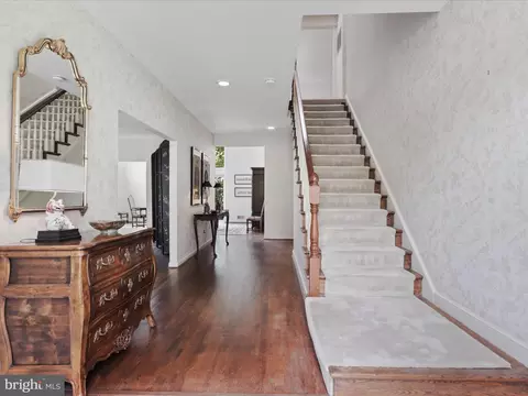 4135 N River St, Mclean, VA 22101 photo 4