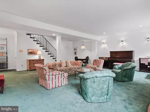 4135 N River St, Mclean, VA 22101 photo 42
