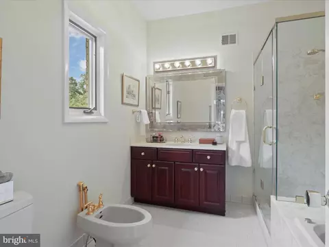 4135 N River St, Mclean, VA 22101 photo 33