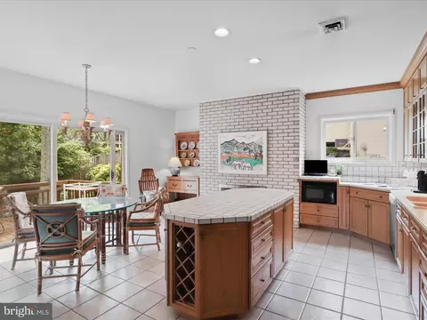 4135 N River St, Mclean, VA 22101 photo 15