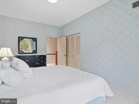 4135 N River St, Mclean, VA 22101 photo 35