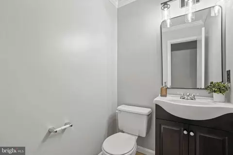 7430 Spring Tree Dr, Springfield, VA 22153 photo 13