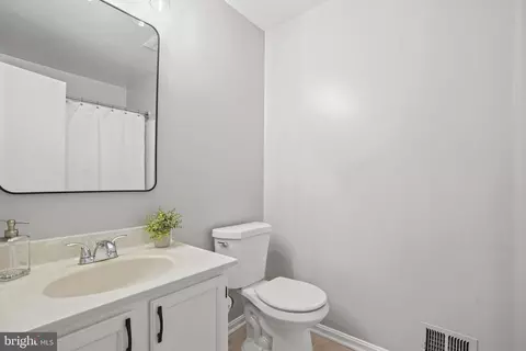 7430 Spring Tree Dr, Springfield, VA 22153 photo 20