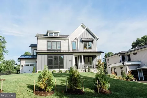 4055 Thornton St, Annandale, VA 22003