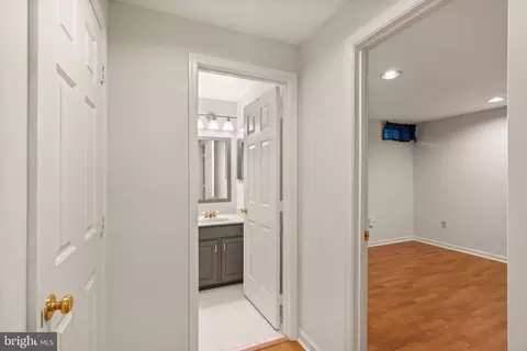 Entry Way - 6563 Forsythia St, Springfield, VA 22150 photo 11 of 11