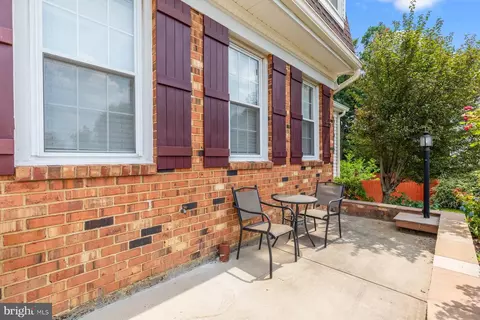 Exterior - 651 Eric Ct, Herndon, VA 20170 photo 9 of 11