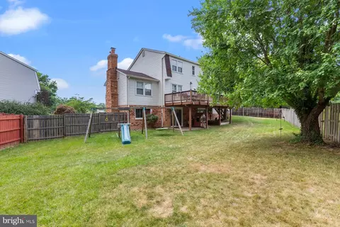 Exterior - 651 Eric Ct, Herndon, VA 20170 photo 3 of 11