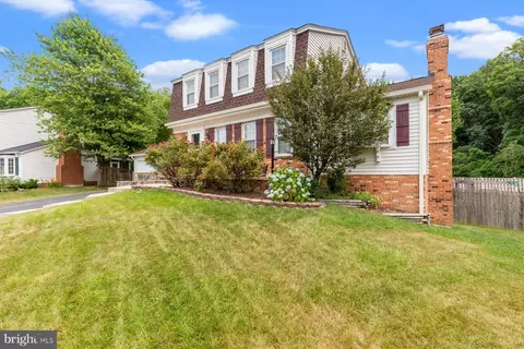 Exterior - 651 Eric Ct, Herndon, VA 20170 photo 11 of 11