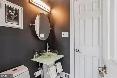 5308 Crown Point Rd, Burke, VA 22015 photo 29