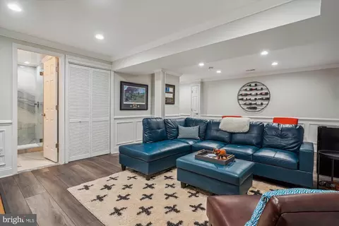 5308 Crown Point Rd, Burke, VA 22015 photo 53