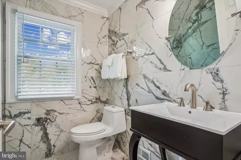 5308 Crown Point Rd, Burke, VA 22015 photo 46