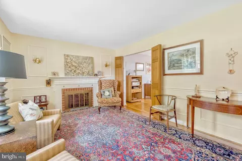 8602 Clydesdale Rd, Springfield, VA 22151 photo 5
