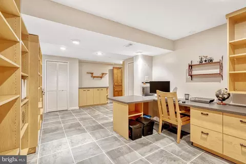 8602 Clydesdale Rd, Springfield, VA 22151 photo 36