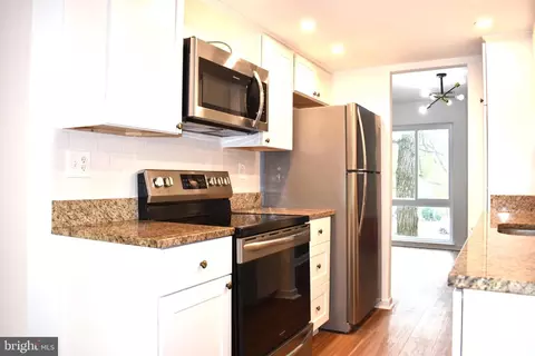 7235 Jillspring Ct #A, Springfield, VA 22152
