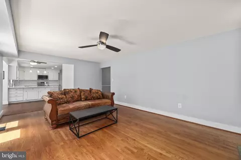 8445 Rushing Creek Ct, Springfield, VA 22153 photo 23