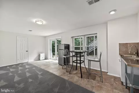8445 Rushing Creek Ct, Springfield, VA 22153 photo 45