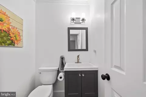 8445 Rushing Creek Ct, Springfield, VA 22153 photo 25