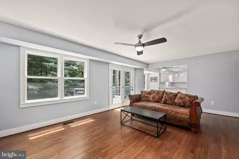 8445 Rushing Creek Ct, Springfield, VA 22153 photo 22