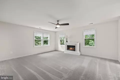 8445 Rushing Creek Ct, Springfield, VA 22153 photo 27