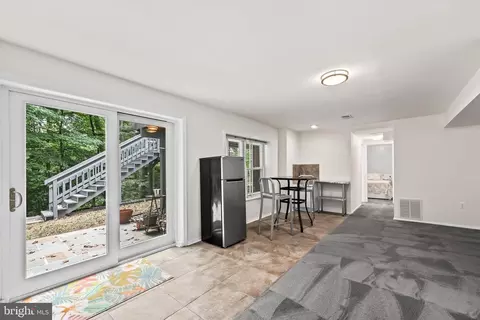 8445 Rushing Creek Ct, Springfield, VA 22153 photo 46