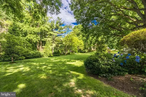 1207 Meadow Green Ln, Mclean, VA 22102 photo 43