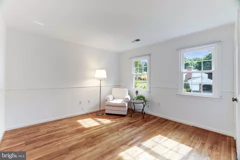 1207 Meadow Green Ln, Mclean, VA 22102 photo 22